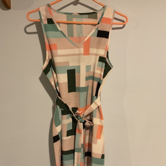 EMERY ROSE SIZE SMALL GEOMETRIC PATTERN DRESS - Picture 1 of 3